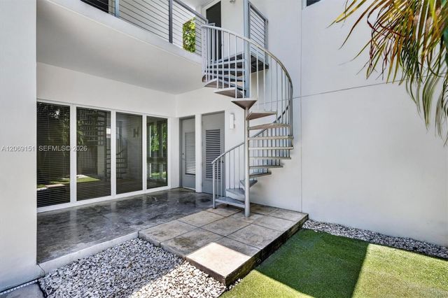 745 SW 22nd Road, Miami, FL 33129