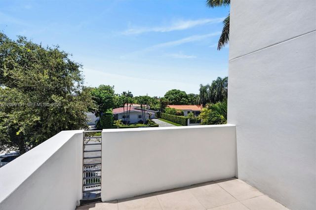 745 SW 22nd Road, Miami, FL 33129