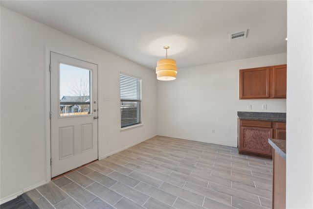 8105 York Beach Place, Arlington, TX 76002