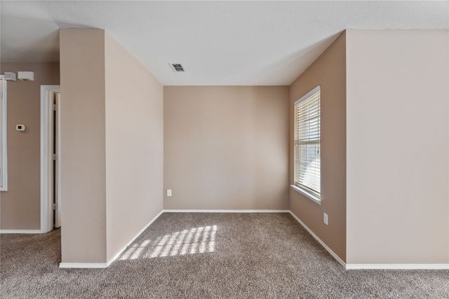 8105 York Beach Place, Arlington, TX 76002