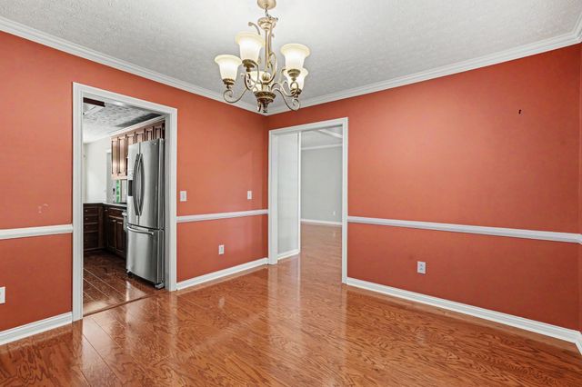 519 Redstone Dr, Gallatin, TN 37066