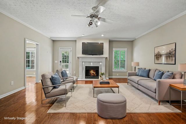519 Redstone Dr, Gallatin, TN 37066