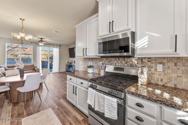 6670 Russian Thistle Drive, Sparks, NV 89436