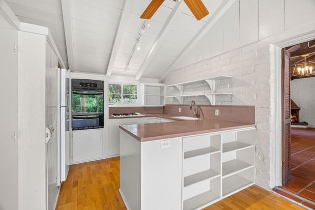 264 W Carmel Valley Road, Carmel Valley, CA 93924