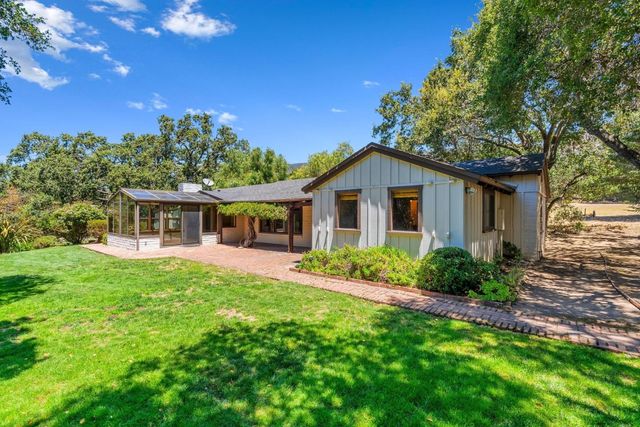 264 W Carmel Valley Road, Carmel Valley, CA 93924