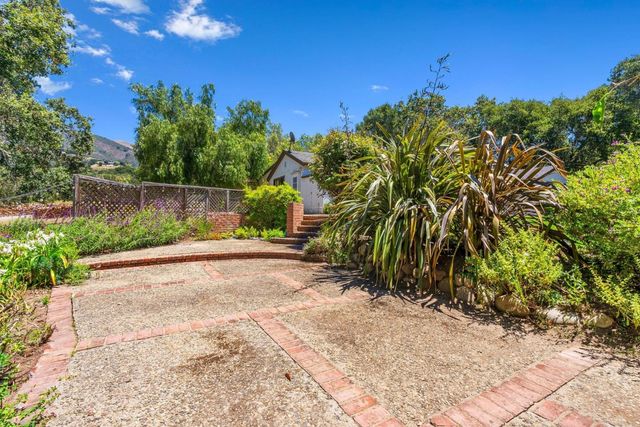 264 W Carmel Valley Road, Carmel Valley, CA 93924