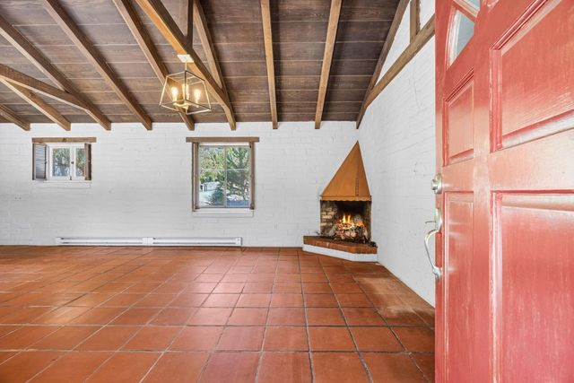 264 W Carmel Valley Road, Carmel Valley, CA 93924