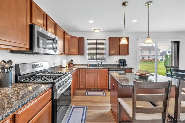 7275 Castell Boulevard, Belleville, MI 48111