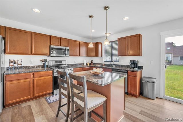 7275 Castell Boulevard, Belleville, MI 48111