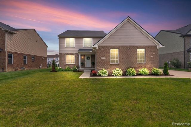 7275 Castell Boulevard, Belleville, MI 48111