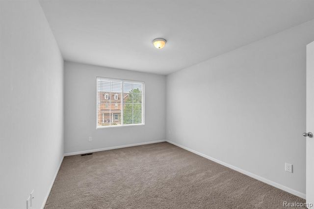 7275 Castell Boulevard, Belleville, MI 48111