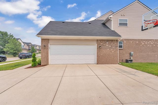 7275 Castell Boulevard, Belleville, MI 48111