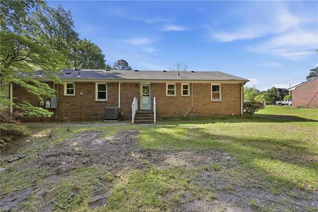 2406 Drum Creek RD, Chesapeake, VA 23321