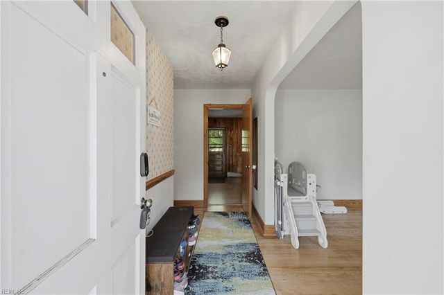 2406 Drum Creek RD, Chesapeake, VA 23321