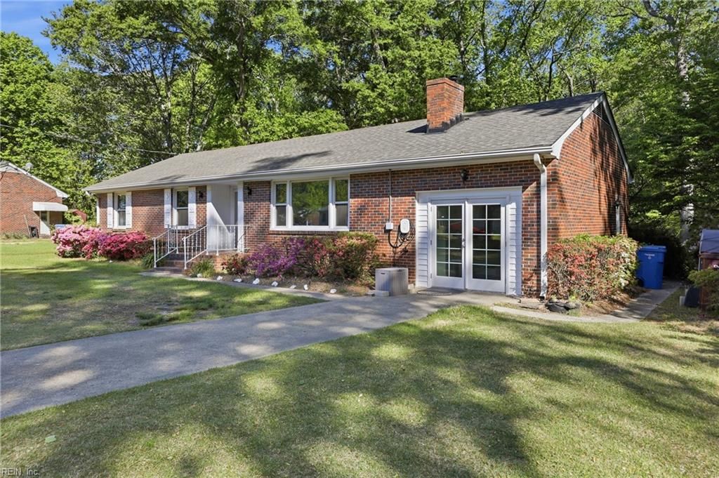 2406 Drum Creek RD, Chesapeake, VA 23321