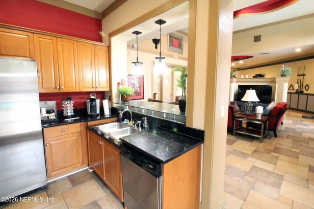 10435 MIDTOWN Parkway 211, Jacksonville, FL 32246