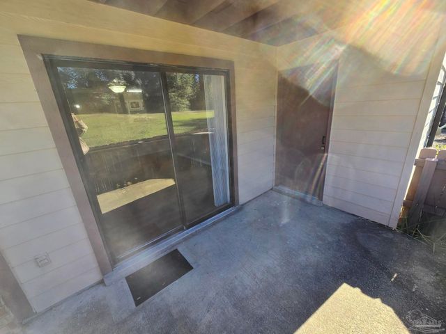 2303 W Michigan Ave B10, Pensacola, FL 32526