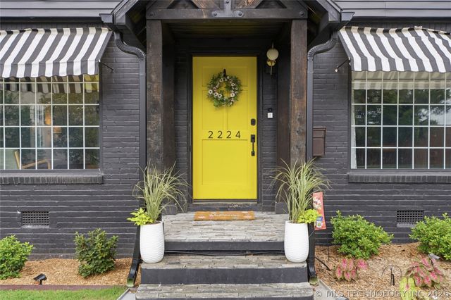 2224 Utica Avenue, Tulsa, OK 74114