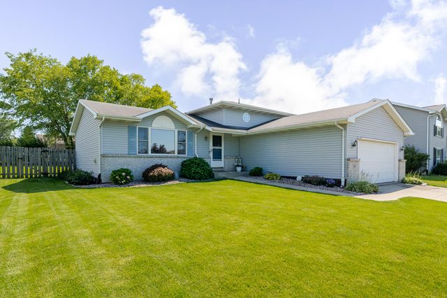 183 W 128th Avenue, Crown Point, IN 46307