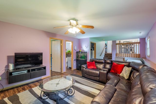 183 W 128th Avenue, Crown Point, IN 46307