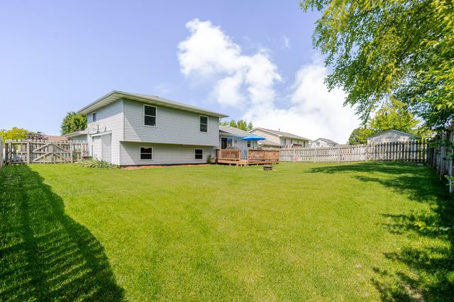 183 W 128th Avenue, Crown Point, IN 46307