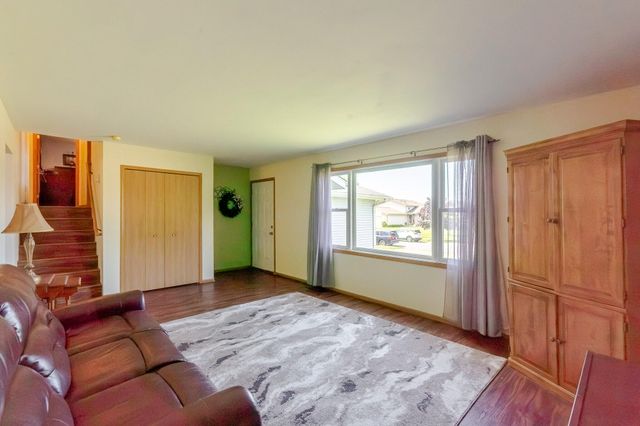 183 W 128th Avenue, Crown Point, IN 46307