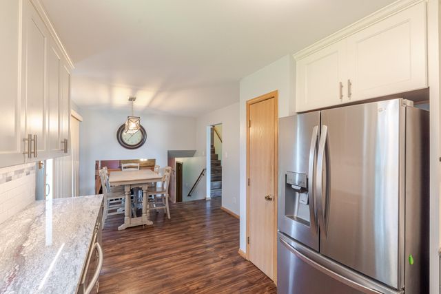 183 W 128th Avenue, Crown Point, IN 46307