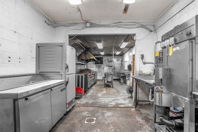 3006 Lewis Run Rd, Jefferson Hills, PA 15025