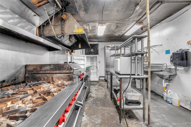 3006 Lewis Run Rd, Jefferson Hills, PA 15025