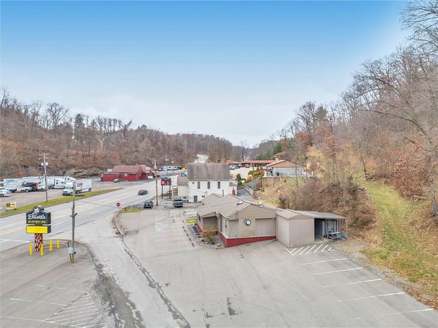 3006 Lewis Run Rd, Jefferson Hills, PA 15025