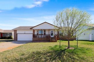 610 S Stoneridge St, Valley Center, KS 67147