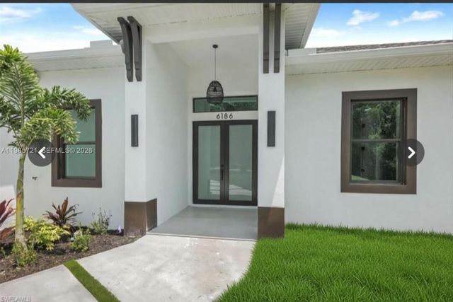 6186 N Everglades Boulevard, Naples, FL 34120