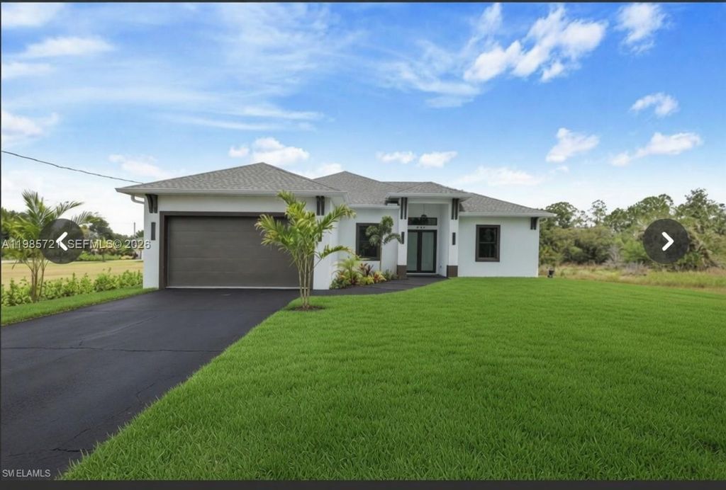6186 N Everglades Boulevard, Naples, FL 34120