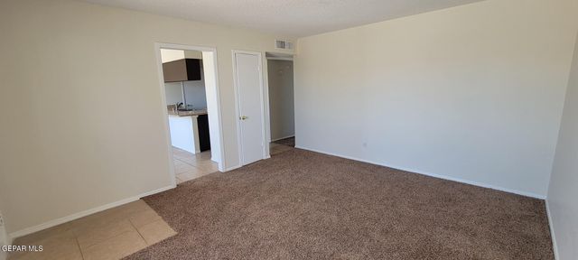 5761 LONGVIEW Drive, El Paso, TX 79924