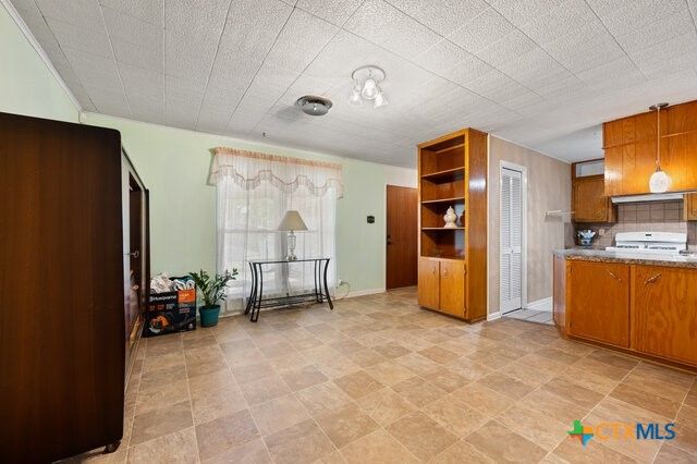 713 W Mary Jane Drive, Killeen, TX 76541