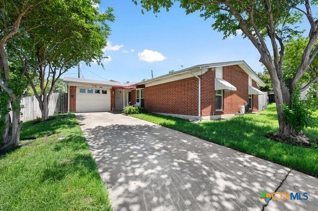 713 W Mary Jane Drive, Killeen, TX 76541