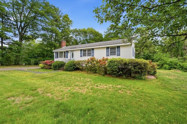 15 Shawsheen St, Tewksbury, MA 01876