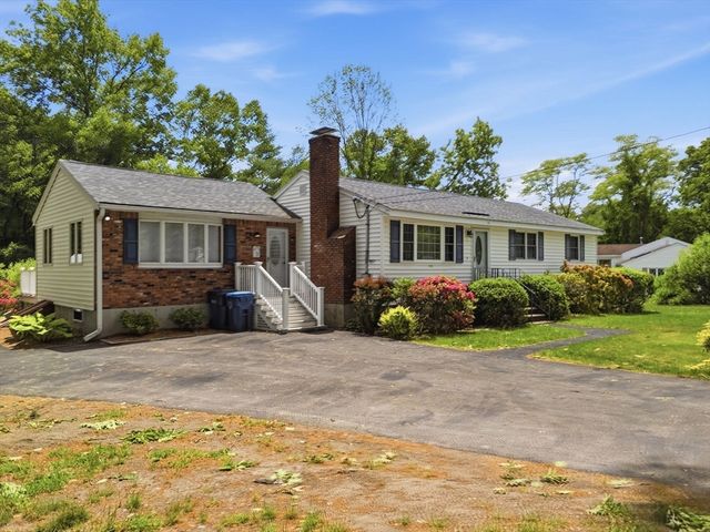 15 Shawsheen St, Tewksbury, MA 01876