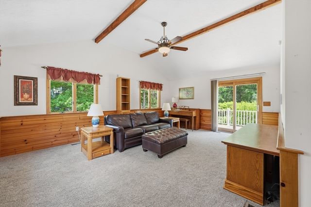 15 Shawsheen St, Tewksbury, MA 01876