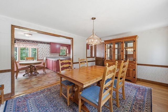 15 Shawsheen St, Tewksbury, MA 01876