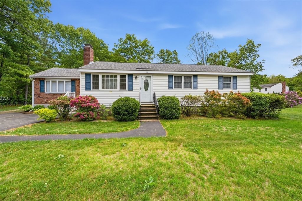 15 Shawsheen St, Tewksbury, MA 01876