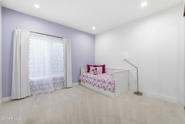 2810 Rikkard Drive, Thousand Oaks, CA 91362