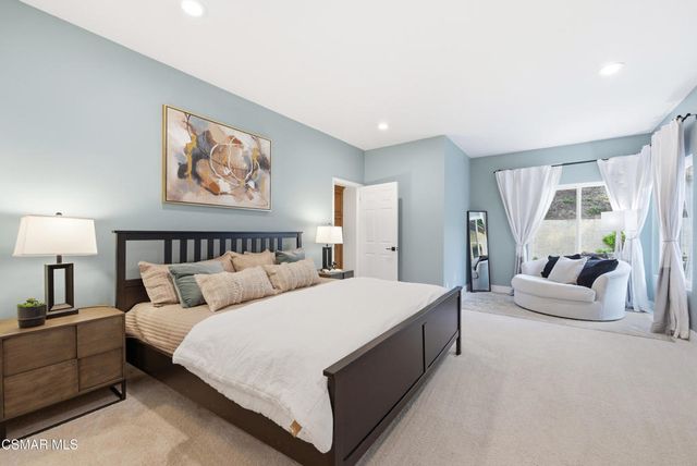 2810 Rikkard Drive, Thousand Oaks, CA 91362