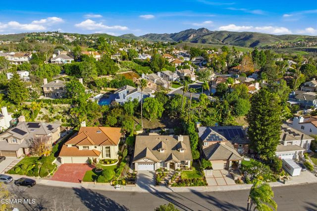 2810 Rikkard Drive, Thousand Oaks, CA 91362