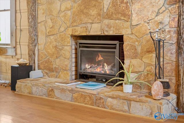 92 Oakmont Trail, Somerville, AL 35670