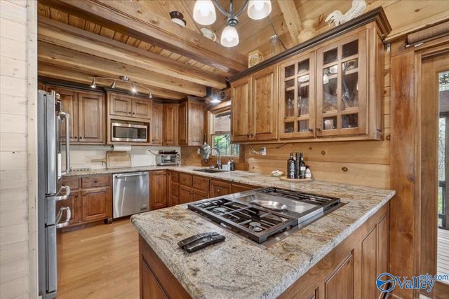 92 Oakmont Trail, Somerville, AL 35670