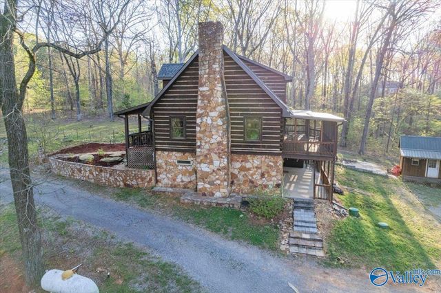 92 Oakmont Trail, Somerville, AL 35670