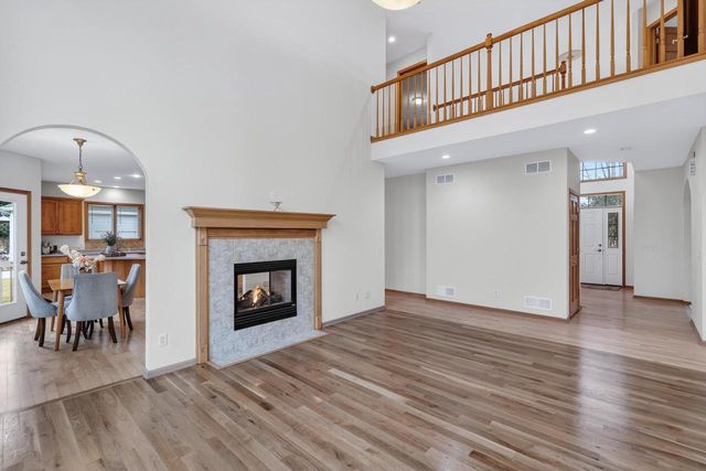 8701 Nelson Crossing, Verona, WI 53593