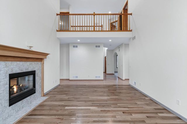 8701 Nelson Crossing, Verona, WI 53593