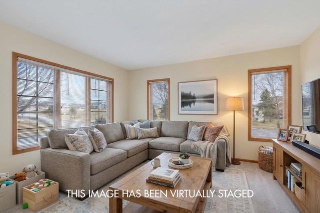 8701 Nelson Crossing, Verona, WI 53593